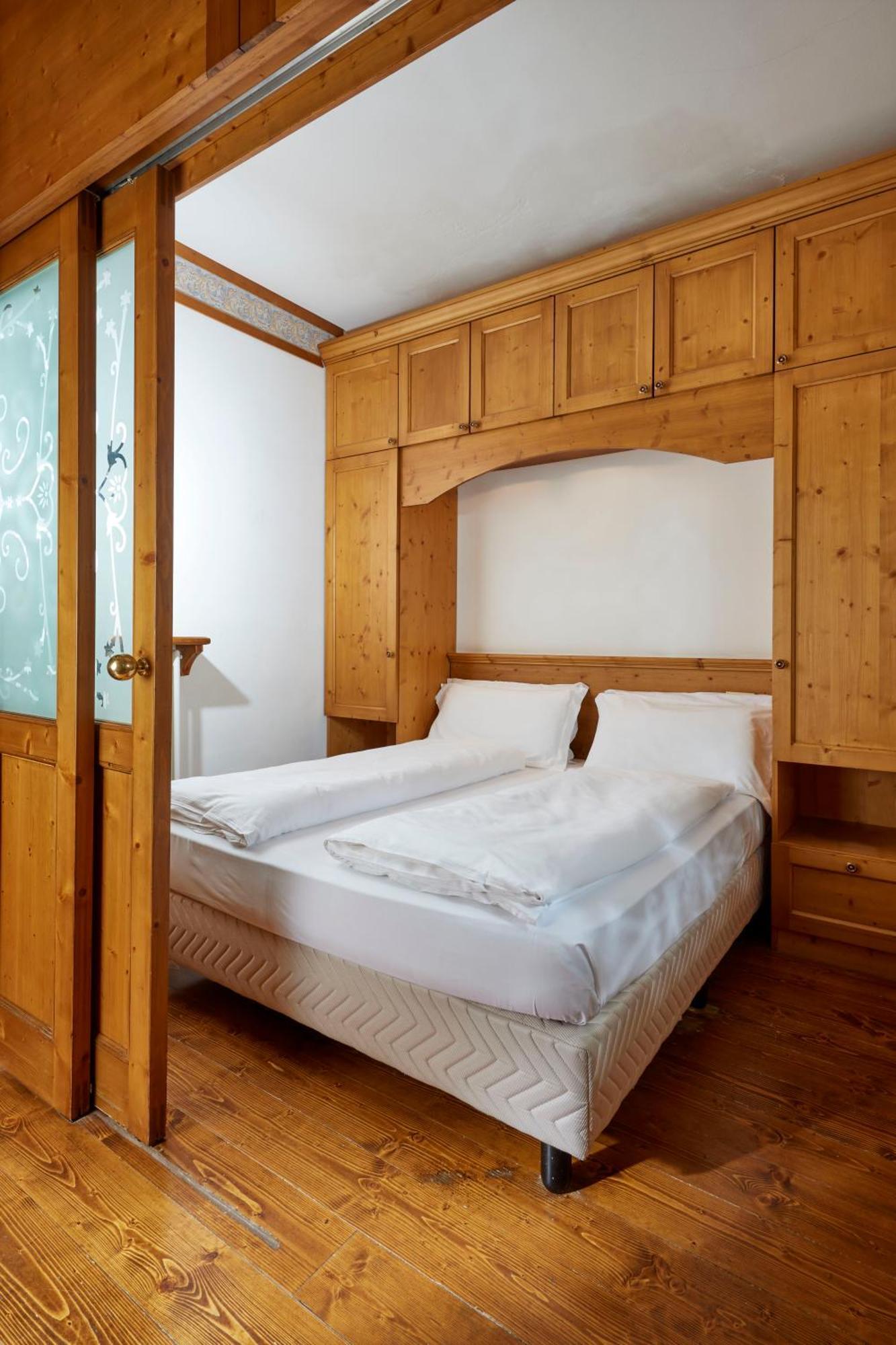 Grand Hotel Misurina Bilik gambar
