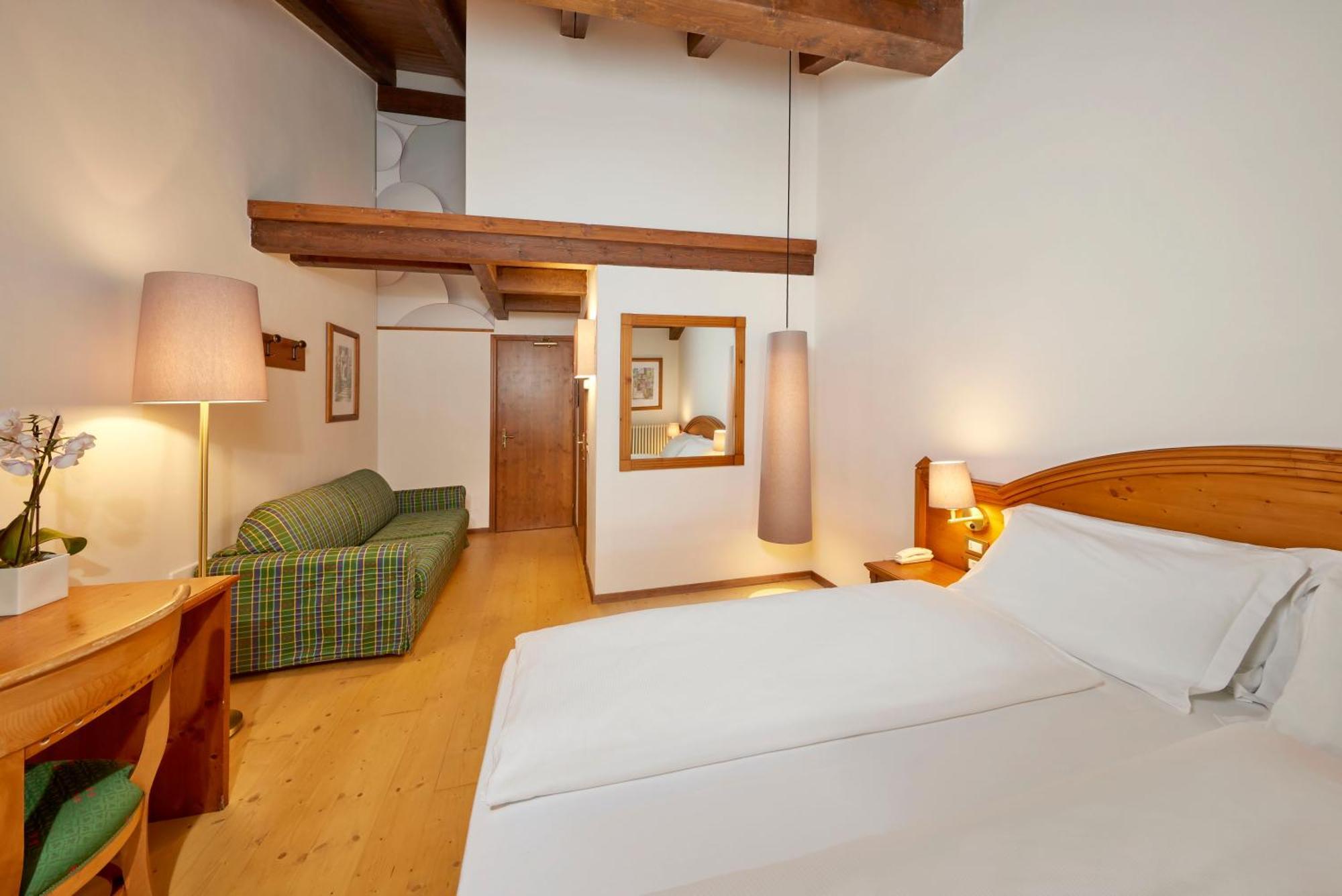 Grand Hotel Misurina Bilik gambar