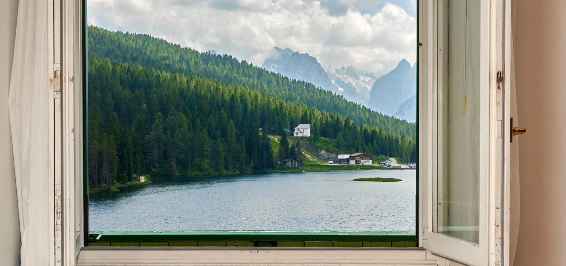 Grand Hotel Misurina Bilik gambar